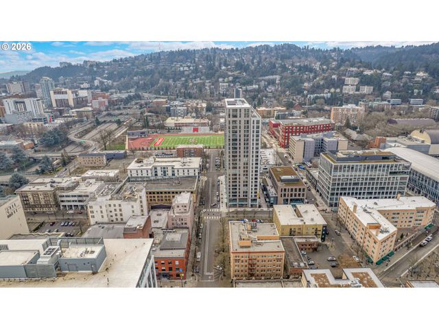 709 Sw 16TH Ave 207, Portland, OR 97205