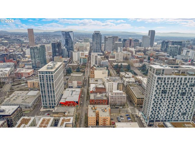 709 Sw 16TH Ave 207, Portland, OR 97205