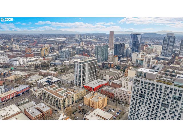 709 Sw 16TH Ave 207, Portland, OR 97205