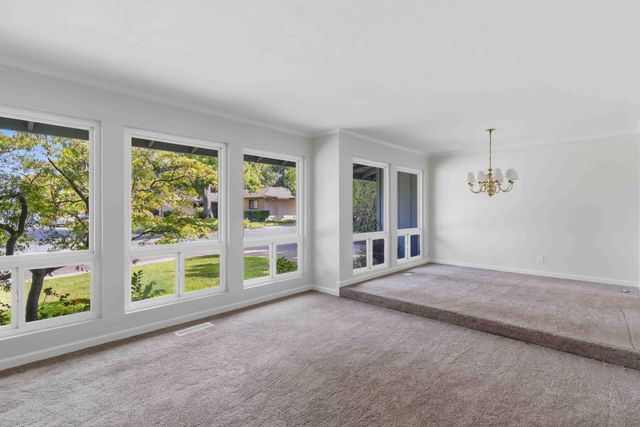 4681 Oak Twig Way, Carmichael, CA 95608