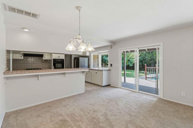 4681 Oak Twig Way, Carmichael, CA 95608