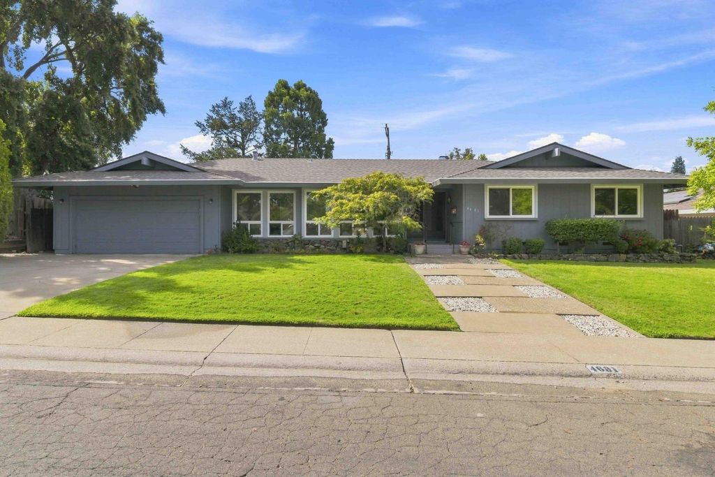 4681 Oak Twig Way, Carmichael, CA 95608