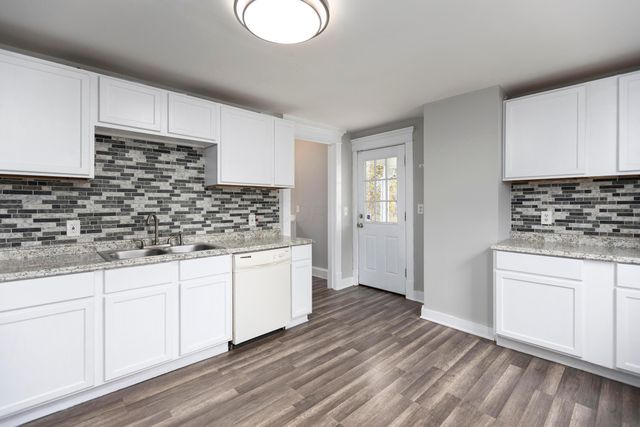 174 Boyleston Avenue, Newark, OH 43055