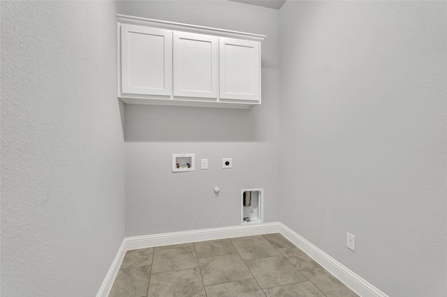 3035 Seattle Slew Drive, Celina, TX 75009