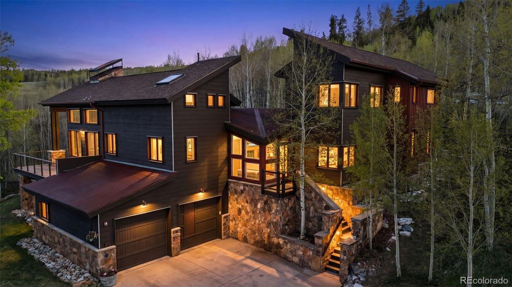 2800 Hunters Knob Road, Silverthorne, CO 80498