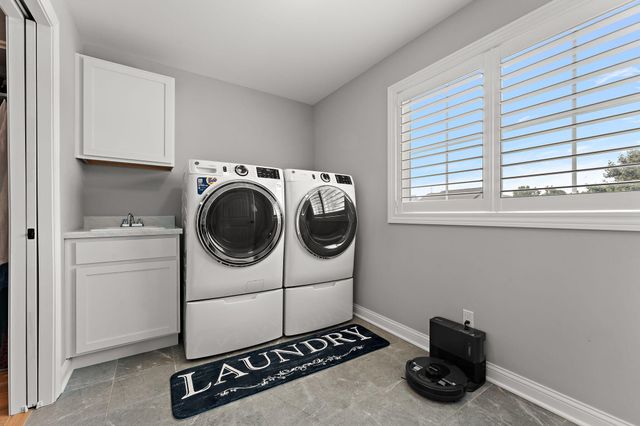 5956 Beacon Lane, Portage, IN 46368