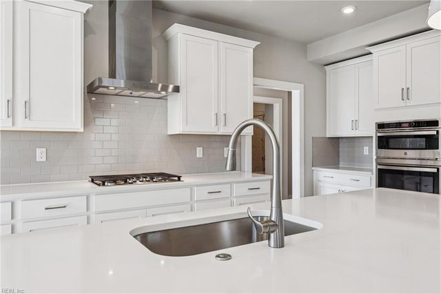 120 Robert Bruce RD, Poquoson, VA 23662