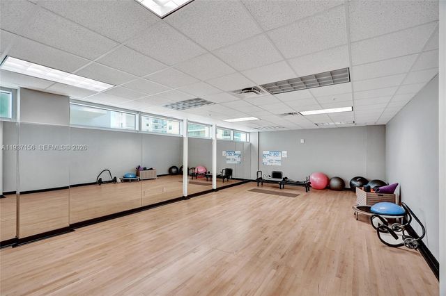 7930 East Dr 1806, North Bay Village, FL 33141