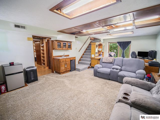 2513 N 63rd Street, Lincoln, NE 68507