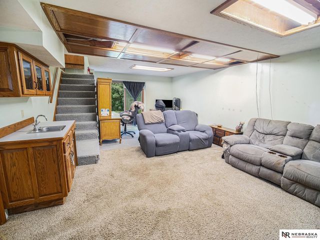 2513 N 63rd Street, Lincoln, NE 68507