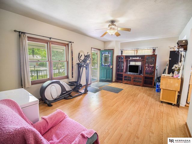 2513 N 63rd Street, Lincoln, NE 68507