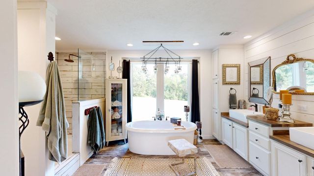 2570 Highway 7, Bismarck, AR 71929