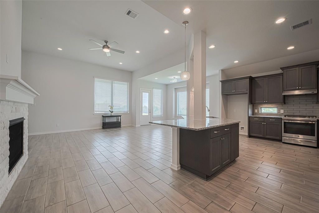 30527 Agave Circle Court, Brookshire, TX 77423