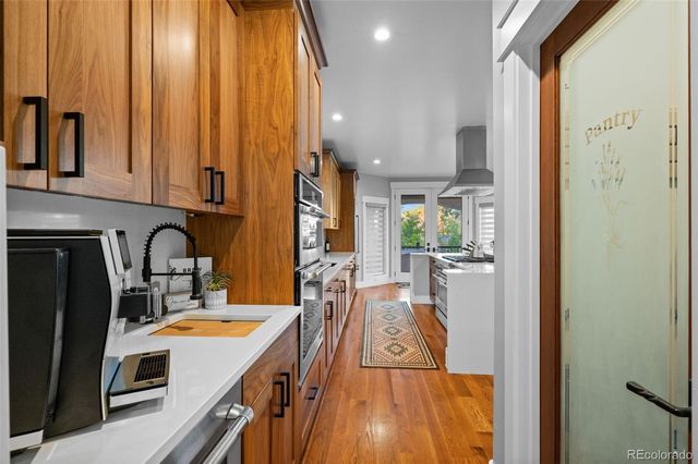 946 S Fulton Street, Denver, CO 80247