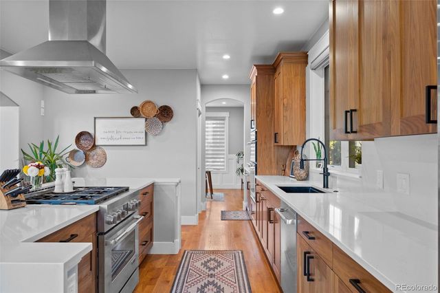 946 S Fulton Street, Denver, CO 80247