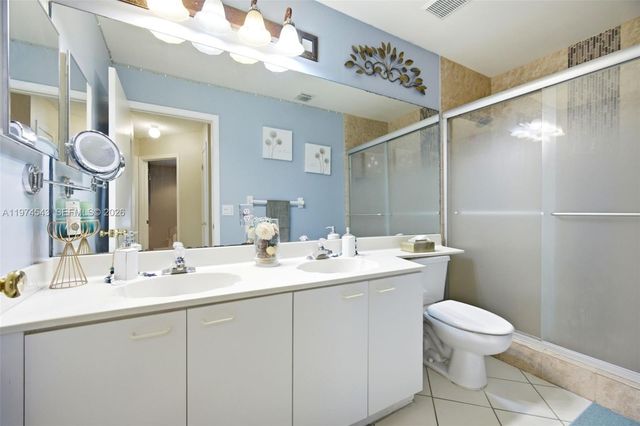 9440 SW 18th St, Miramar, FL 33025