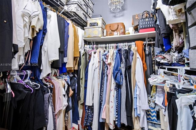 9440 SW 18th St, Miramar, FL 33025