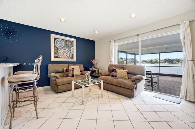 9440 SW 18th St, Miramar, FL 33025