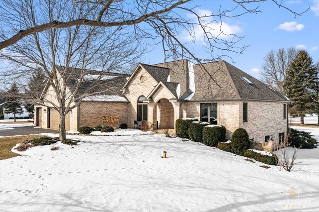 8413 St Moritz Drive, Spring Grove, IL 60081