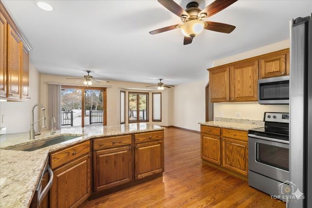 8413 St Moritz Drive, Spring Grove, IL 60081