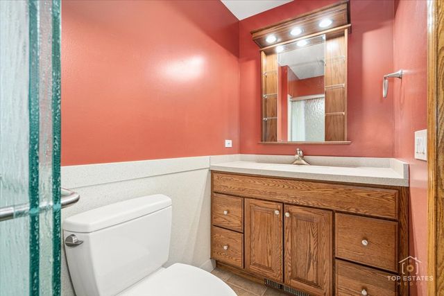 8413 St Moritz Drive, Spring Grove, IL 60081