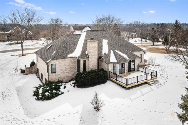 8413 St Moritz Drive, Spring Grove, IL 60081