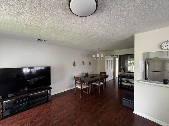 363 SHEFFIELD O, West Palm Beach, FL 33417