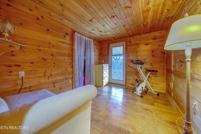 533 Epperson Rd, Tellico Plains, TN 37385