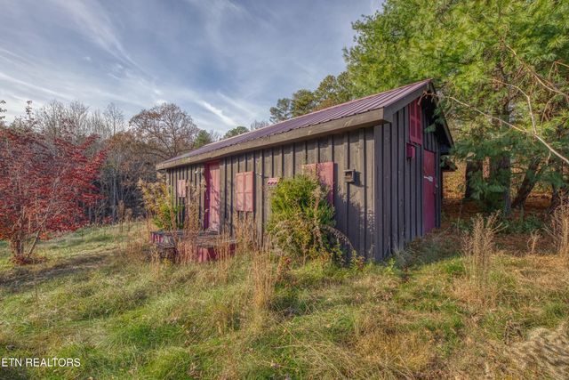 533 Epperson Rd, Tellico Plains, TN 37385