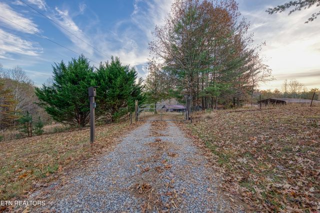 533 Epperson Rd, Tellico Plains, TN 37385