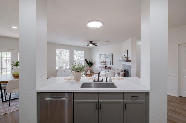 17000 Cranston DR, Round Rock, TX 78664