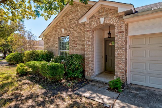 17000 Cranston DR, Round Rock, TX 78664