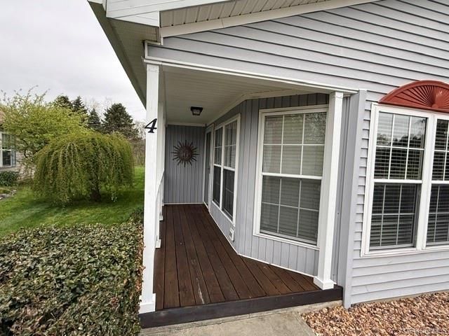 4 Delray Circle, Poughkeepsie, NY 12603