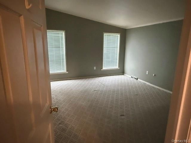 4 Delray Circle, Poughkeepsie, NY 12603