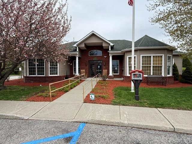 4 Delray Circle, Poughkeepsie, NY 12603