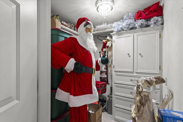 1701 E Carter Drive, Brownfield, TX 79316