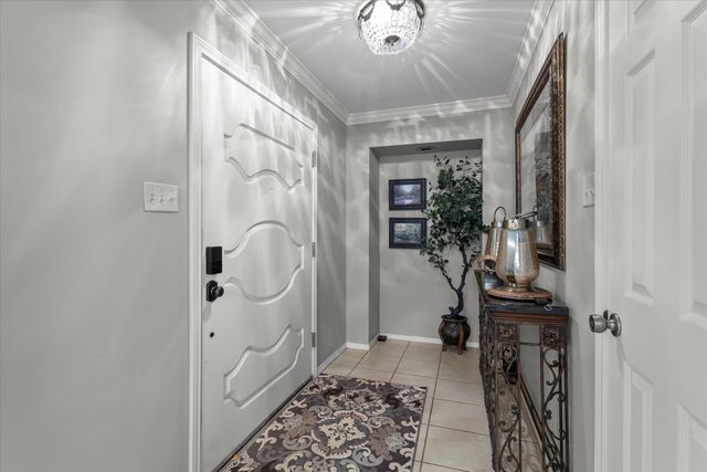 1701 E Carter Drive, Brownfield, TX 79316