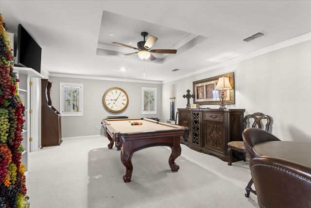 1701 E Carter Drive, Brownfield, TX 79316