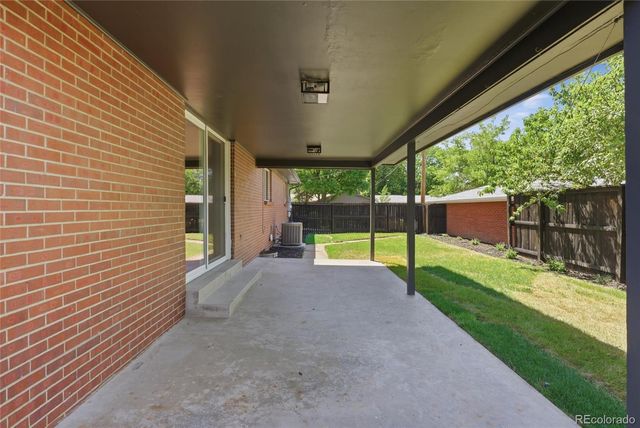 6105 E Mexico Avenue, Denver, CO 80224
