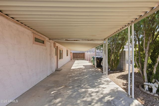 349 S ALVARO Circle, Mesa, AZ 85206