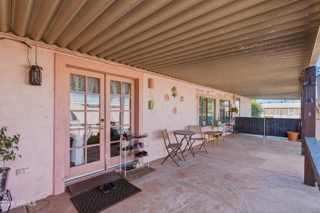 349 S ALVARO Circle, Mesa, AZ 85206