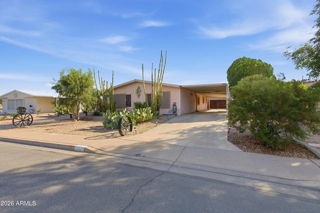 349 S ALVARO Circle, Mesa, AZ 85206