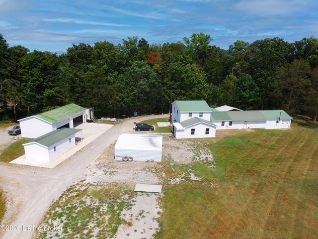 13400 N Blakely Ln, Louisville, KY 40272