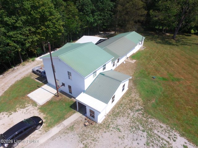13400 N Blakely Ln, Louisville, KY 40272