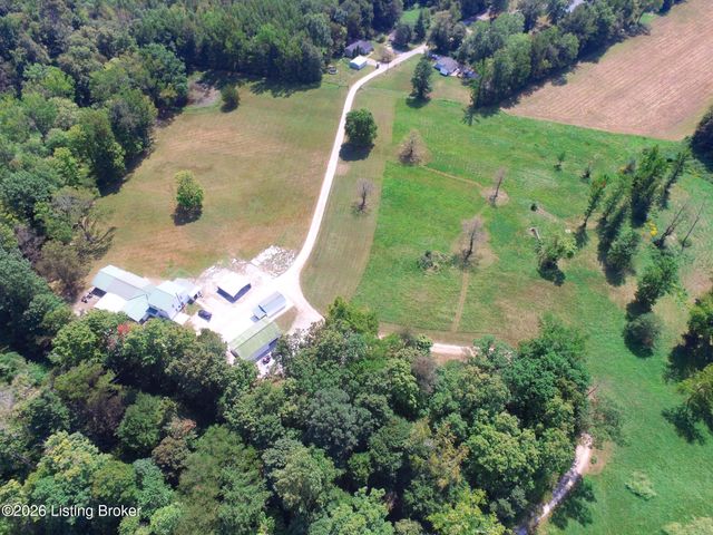 13400 N Blakely Ln, Louisville, KY 40272