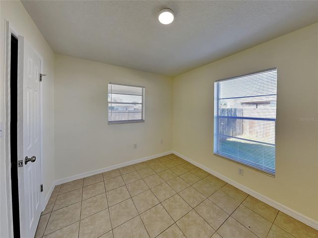 465 OAK DRIVE, Tavares, FL 32778