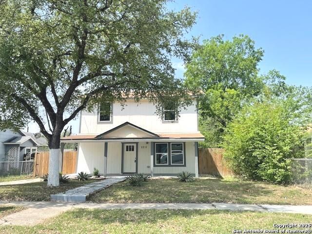 2215 Saint Anthony, San Antonio, TX 78210