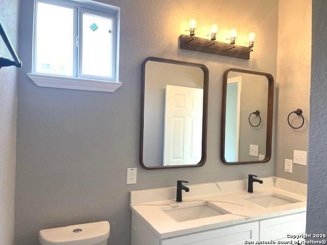 2215 Saint Anthony, San Antonio, TX 78210