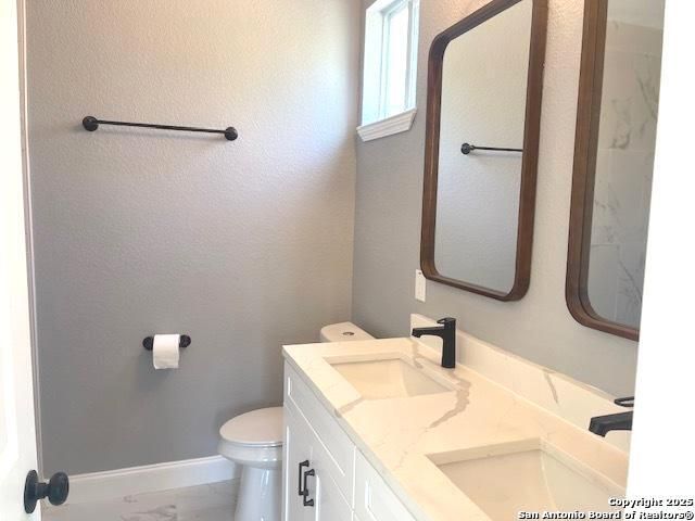 2215 Saint Anthony, San Antonio, TX 78210