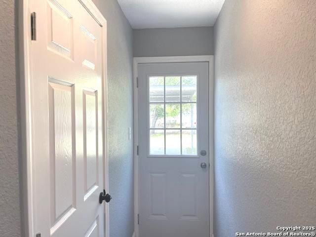 2215 Saint Anthony, San Antonio, TX 78210